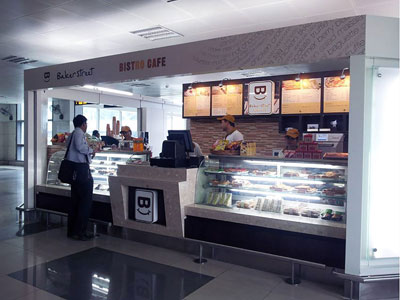 Baker Street Café Kiosk T3 Metro Transit, New Delhi